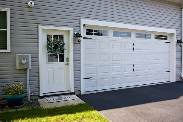 24/7 Emergency Garage Door Roller Replacement experts in Meade County County, SD